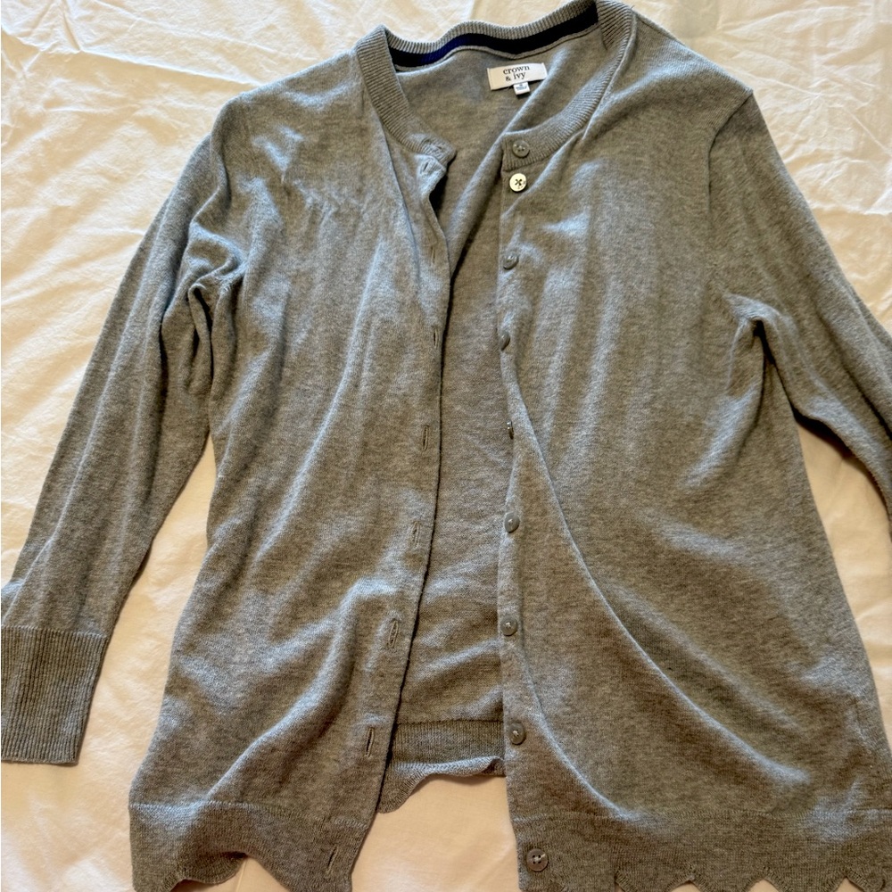 Small gray cardigan with scalloped bottom edge by Crown & Ivy. Super soft!